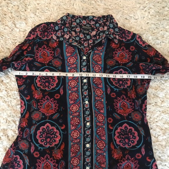 SOLD Lucky brand floral button down large - Picture 5 of 7